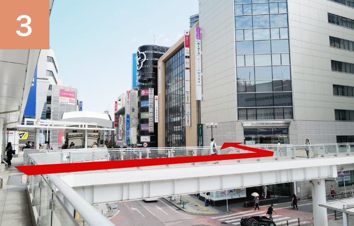 JR柏駅東口目の前の陸橋